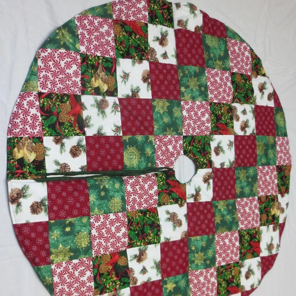 Handmade Quilted Patchwork Christmas Tree Skirt 44” Vintage Country Decor